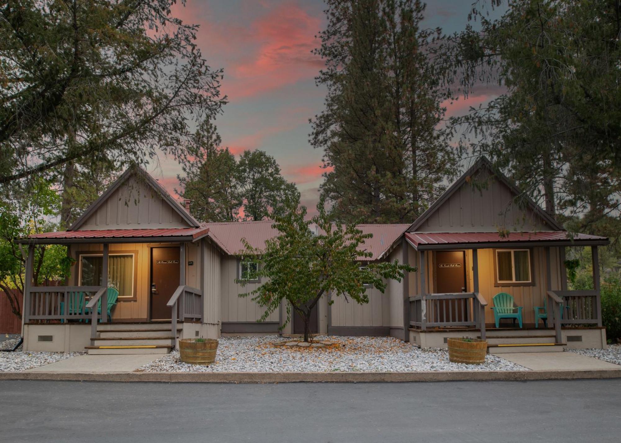 Buck Meadows Lodge โกรฟแลนด์ ภายนอก รูปภาพ